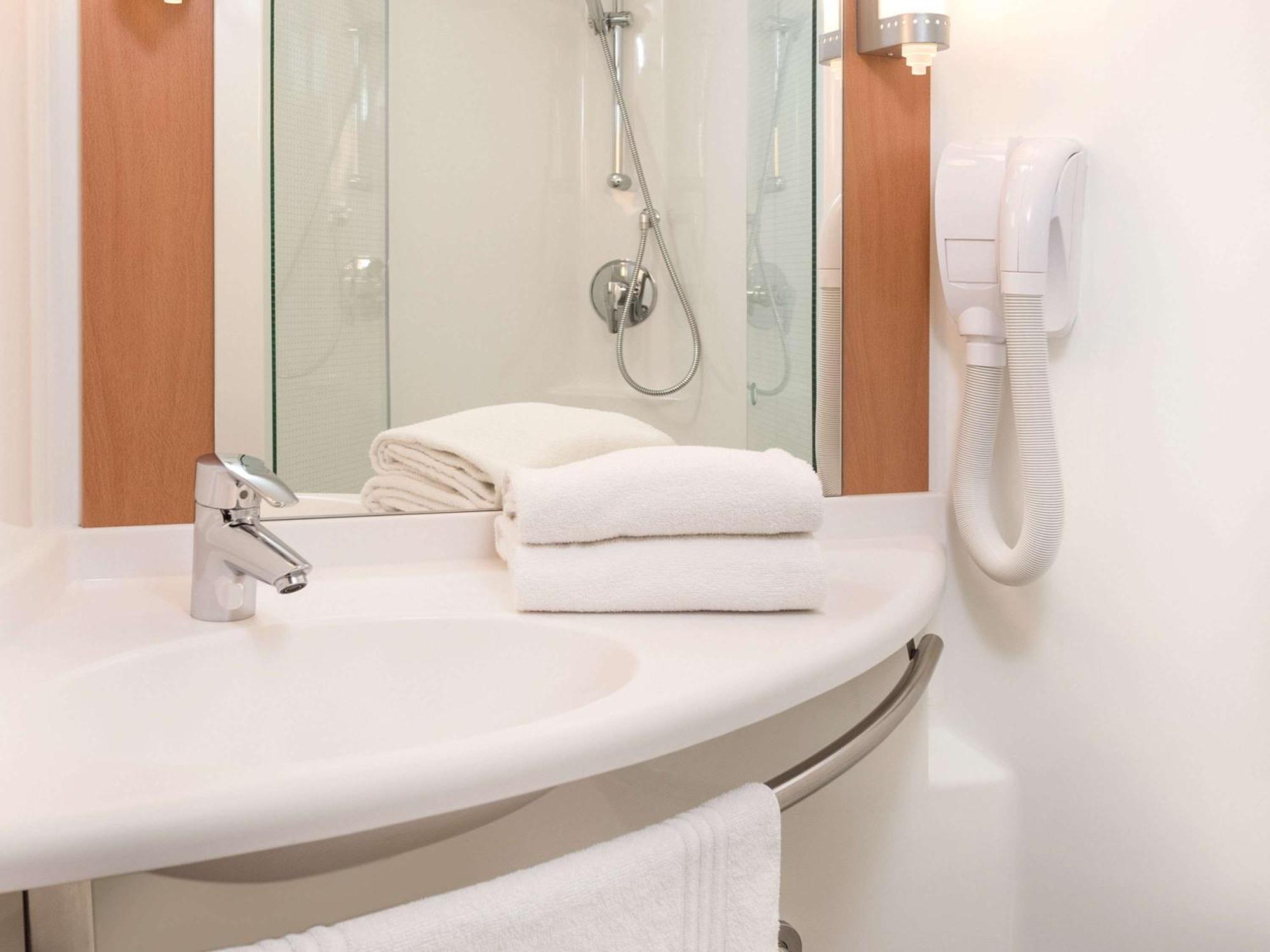 Ibis Vitre Centre Otel Dış mekan fotoğraf